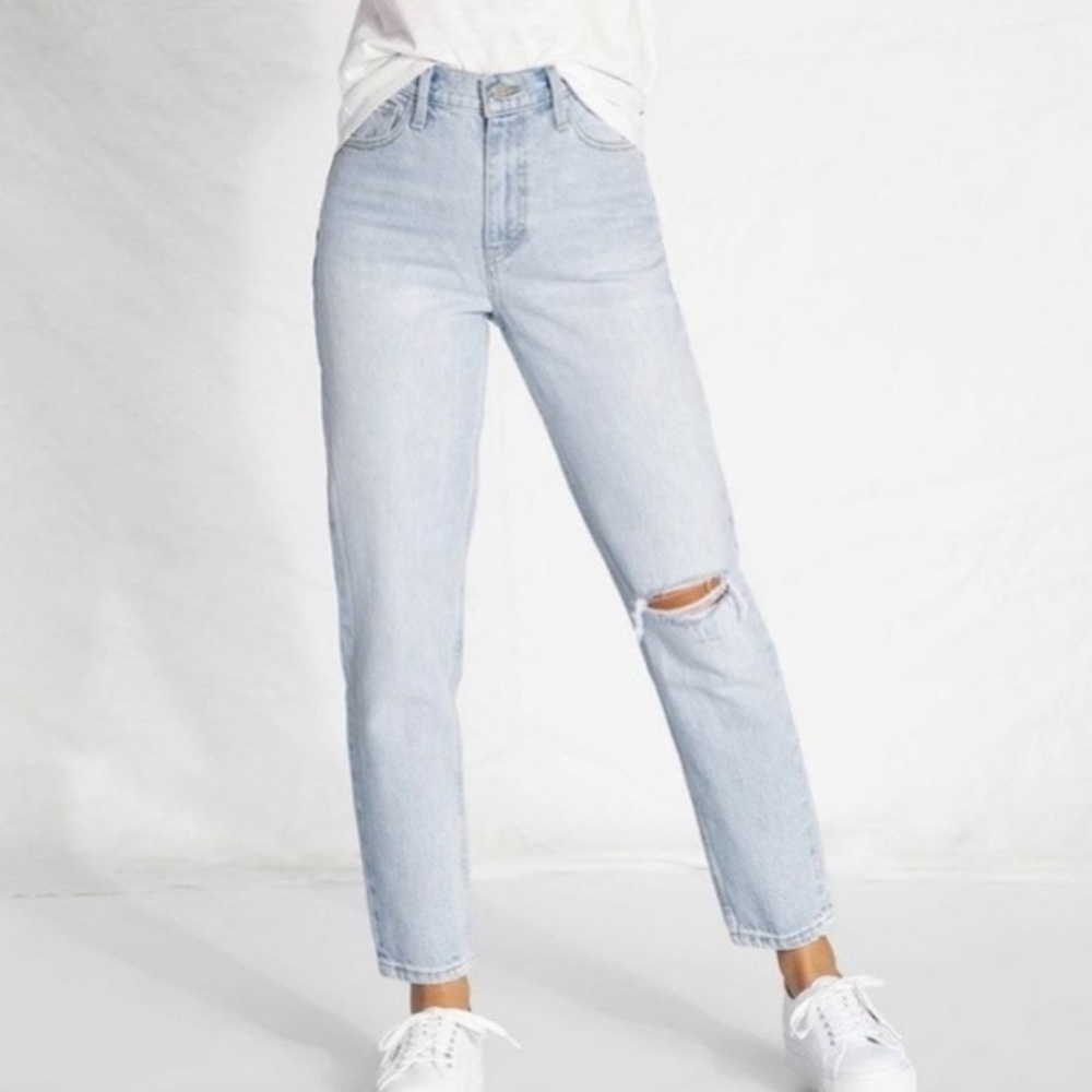 Mom Jean - Levi’s - Size 29